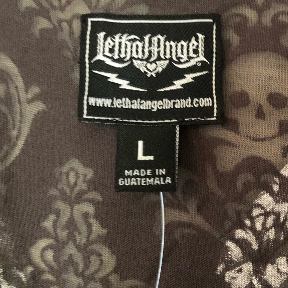 Shirt - Picture 3 of 3